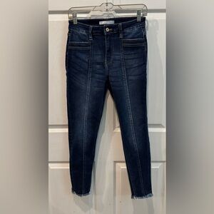 Kancan Jeans Women’s Size 27 Maurices Exclusive Estilo Skinny Stretch Distressed
